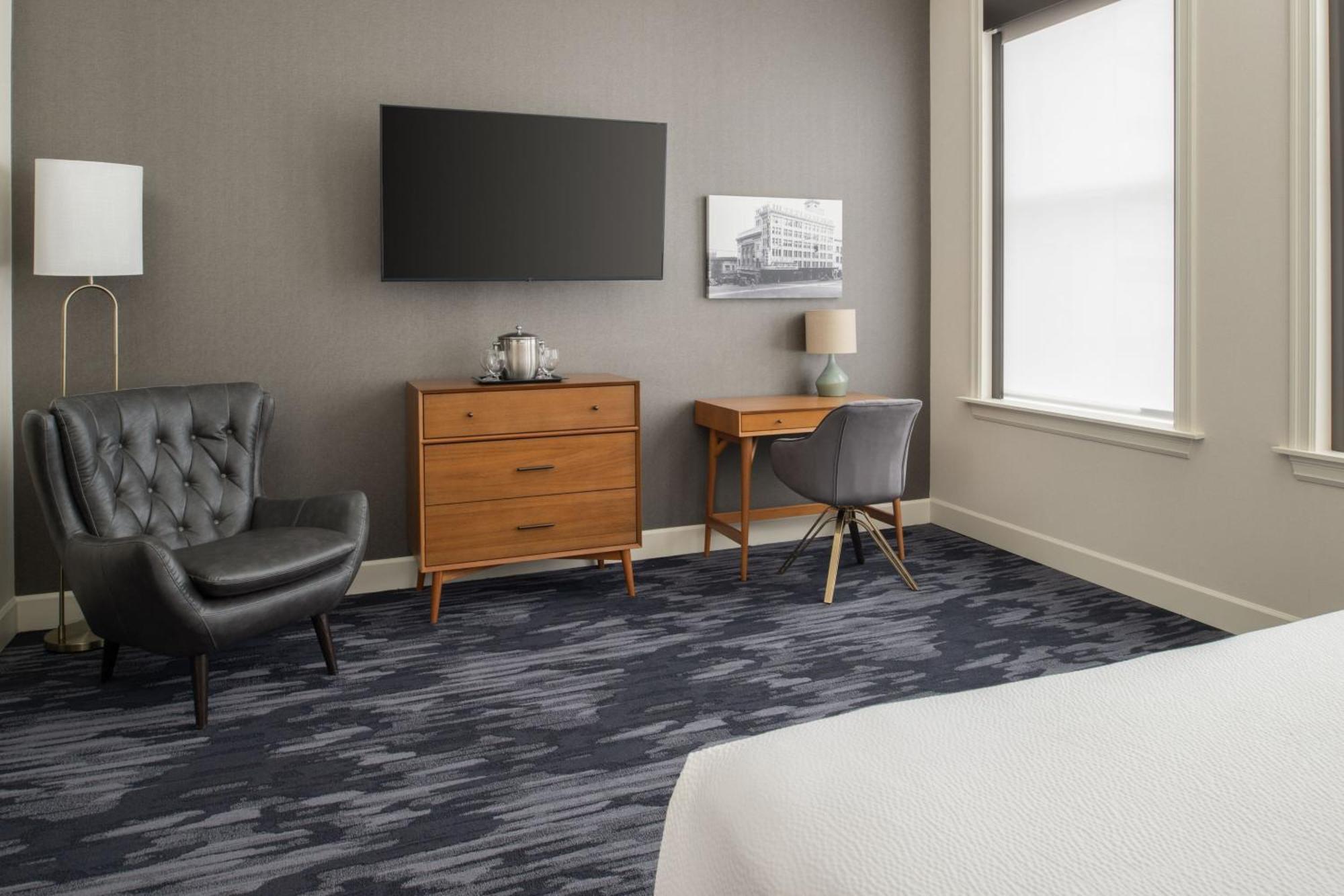 Courtyard Tacoma Downtown Hotel Екстериор снимка