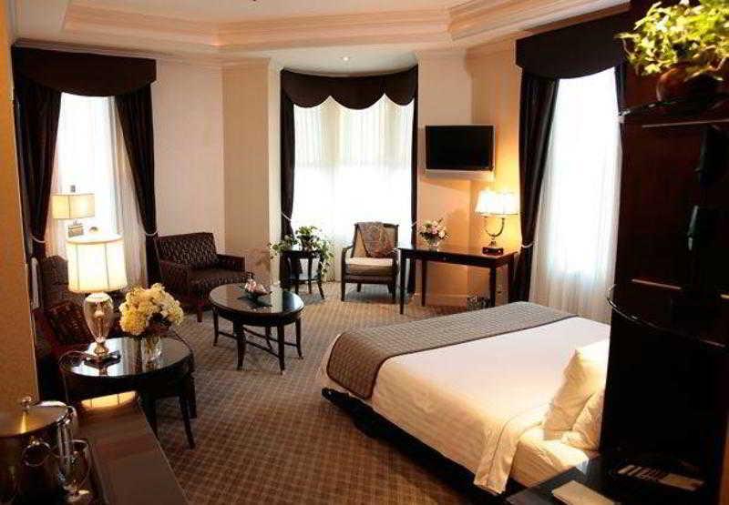 Courtyard Tacoma Downtown Hotel Стая снимка